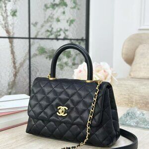 Classic CHANEL Bag: A Stylish and Versatile Choice for Elegance